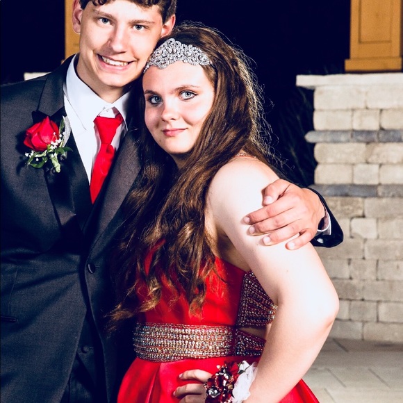 Meet your Posher, Anastasia - Picture 4 of 6